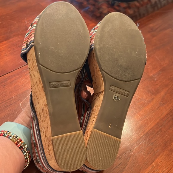 Shoe, fabric platform wedge cork, sz 8, Crown Vintage, DSW - Picture 5 of 6